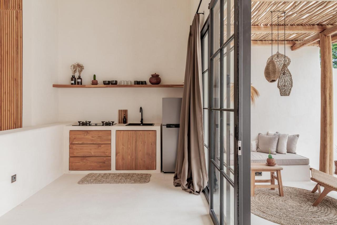 YUCCA villas Canggu Exteriör bild